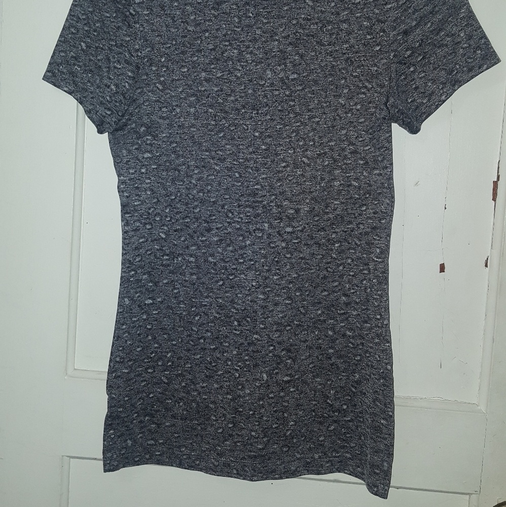 Shirt - Picture 3 of 4